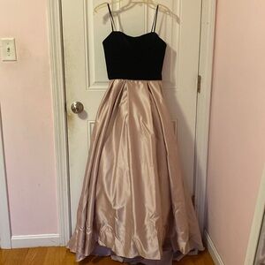 BetsyAdam prom dress